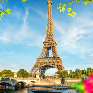 Paris with your Besties – Girls Only Trip! 🌸