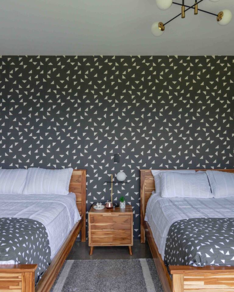 el santuario odisea latina  5