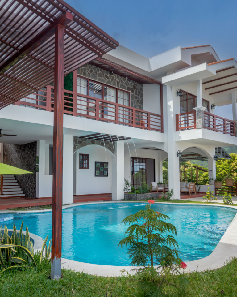 Odisea latina retreat venue 9