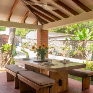 casa tia tita El zonte Odisea Latina 2